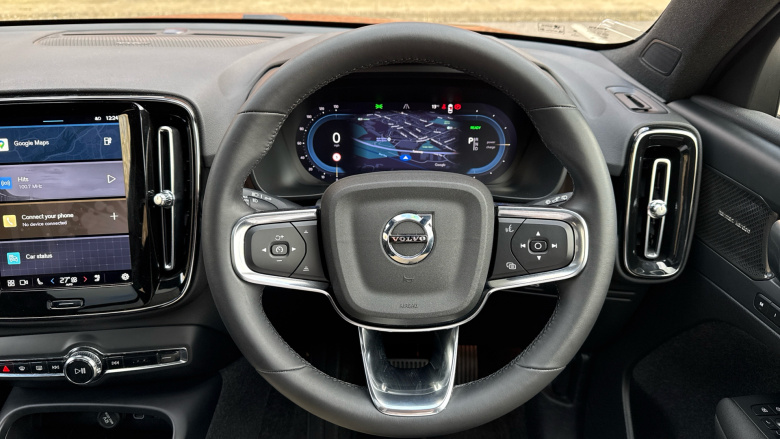 Volvo XC40 300kW Recharge Twin Ultimate 82kWh 5dr AWD Auto Electric Estate